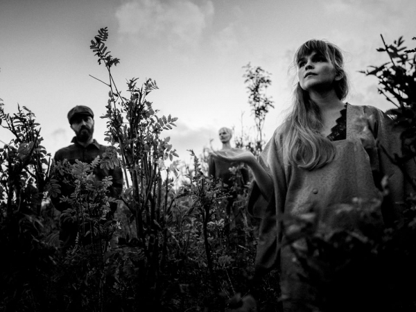 I dag kan du høre den nye singelen "Bannlyst" fra Gåte sitt kommende album.