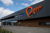 Samferdselsminister Jon-Ivar Nygård (Ap) vil vurdere om flyplassen på Rygge i Østfold skal gjenåpnes framfor at det bygges en tredje rullebane på Gardermoen.