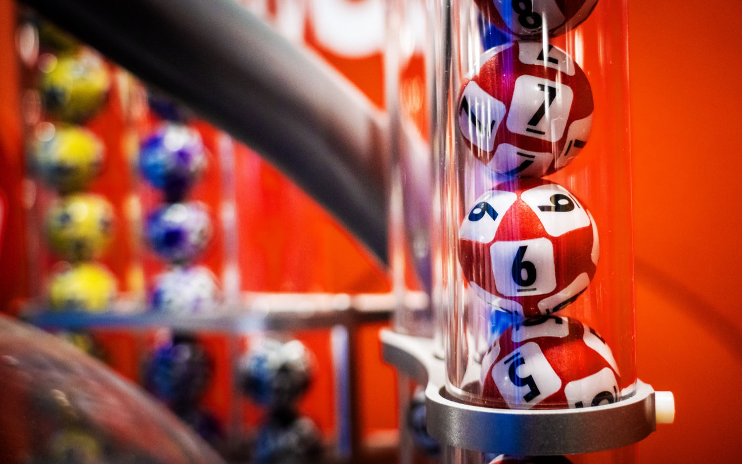 Norsk Tipping saksøkes av spillere som hevder å ha satset penger på feil grunnlag.