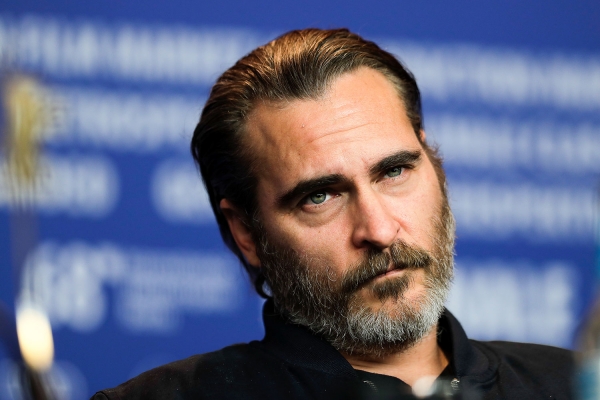 Joaquin Phoenix blir å se i en ny biofilm - mange år etter Johnny Cash-innsatsen, nemlig "'Don't Worry, He Won't Get Far On Foot", der også Beth Ditto og Kim Gordon har roller.