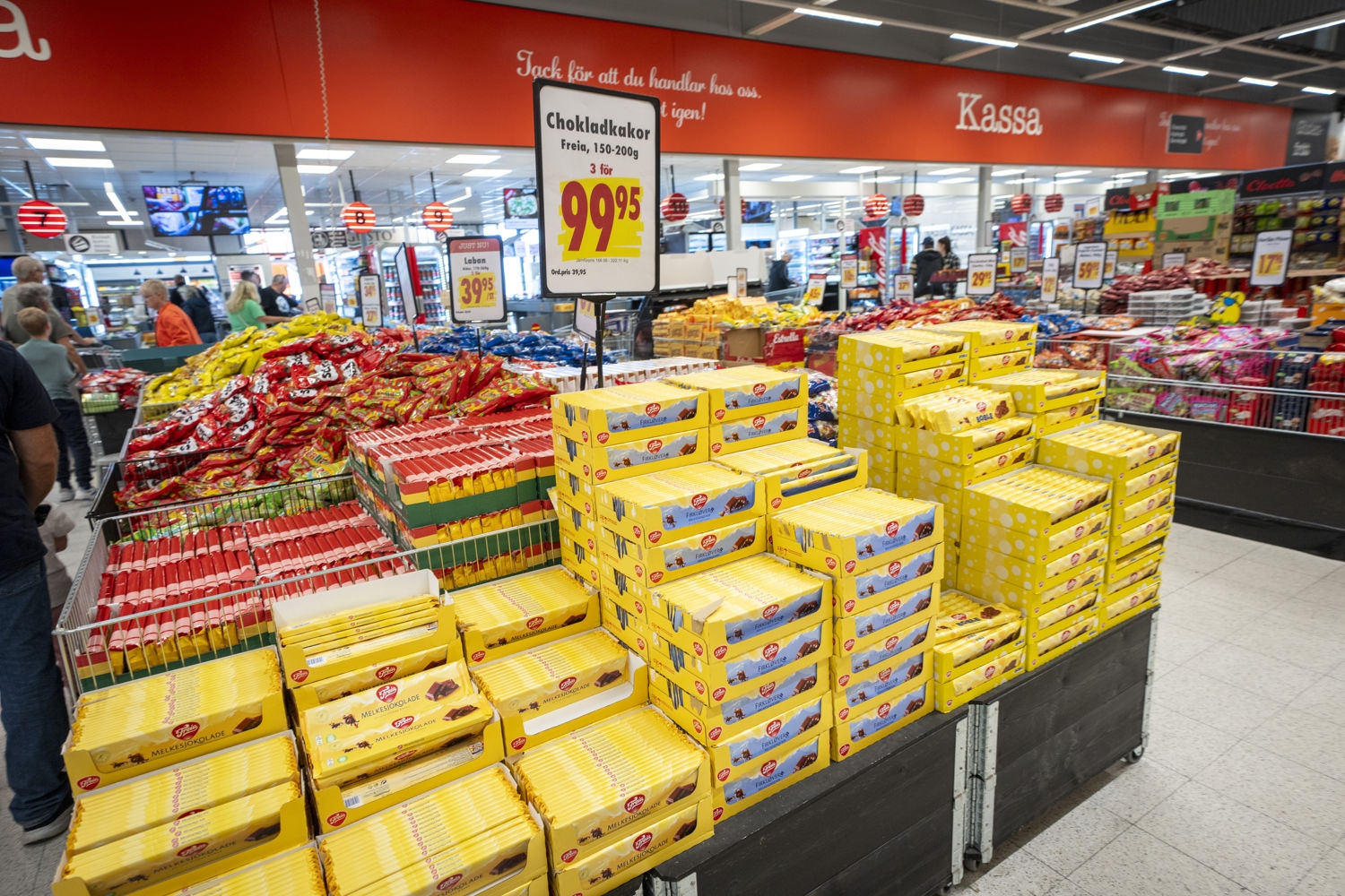 Sverige halverer matmomsen – påskefest for grensehandelen